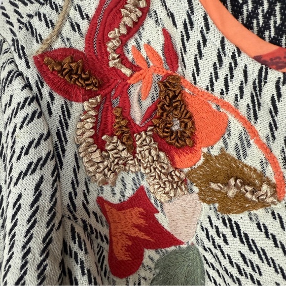 Chico’s Embroidered Open Front Jacket Size 3 Boho Artisanal Floral White Kimono - Picture 3 of 6